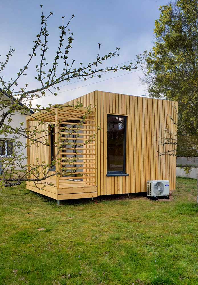 Studio de jardin en bois avec terrasse